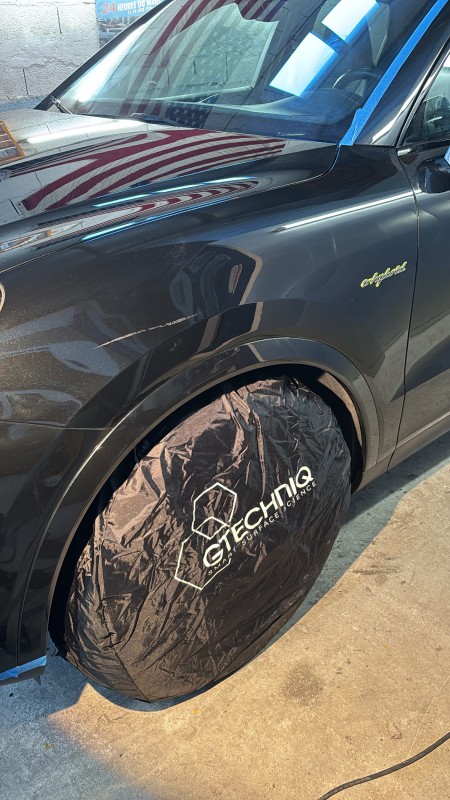 Protection Céramique Premium Gtechniq pour Porsche Cayenne : CSU + Exo V5 & G5 Vitrages