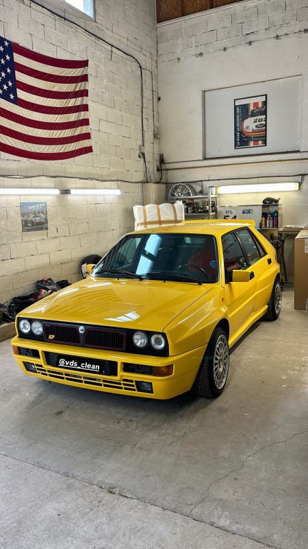 Sublimez la carrosserie de votre Lancia Delta Integrale avec un polissage one step et cire de protection premium