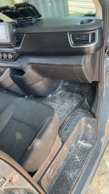 Nettoyage intérieur Renault Trafic – Shampoing des sièges et remise au propre complète