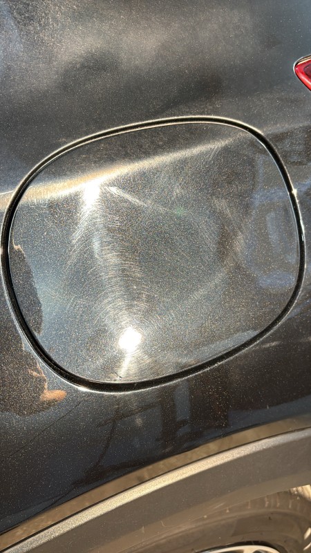 Préparation à la vente Kia XCeed avec polissage one step et cire de protection