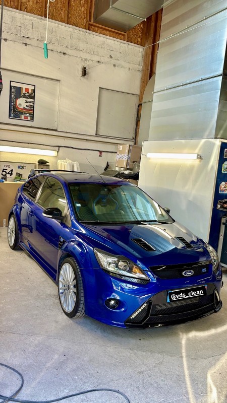 Protection Céramique Gtechniq pour Ford Focus RS : CSU, C5 & G5