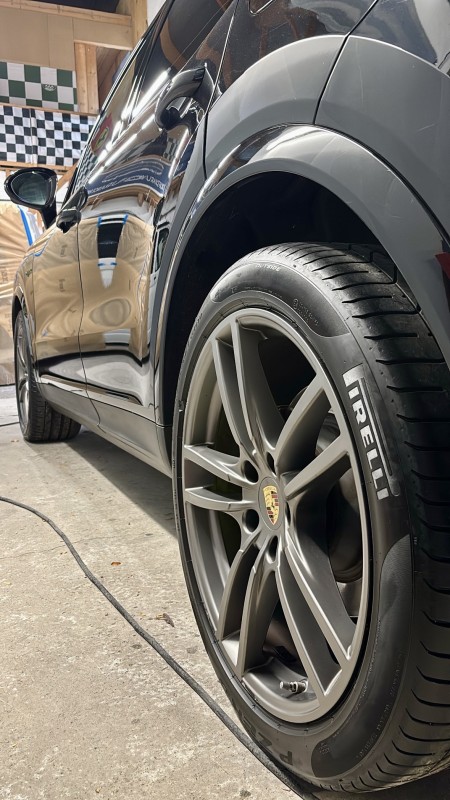 Protection Céramique Premium Gtechniq pour Porsche Cayenne : CSU + Exo V5 & G5 Vitrages