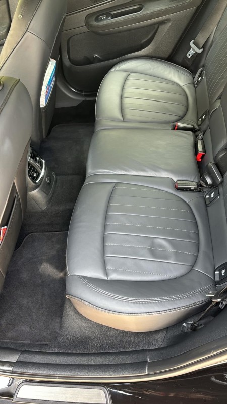 Nettoyage complet intérieur et traitement des cuirs pour Mini Cooper à La Ciotat