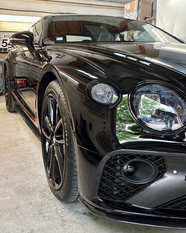 Traitement céramique CSL + Exo V5 sur Bentley Continental GT Panglossian – Brillance et protection extrême
