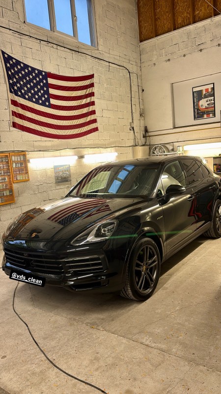 Protection Céramique Premium Gtechniq pour Porsche Cayenne : CSU + Exo V5 & G5 Vitrages