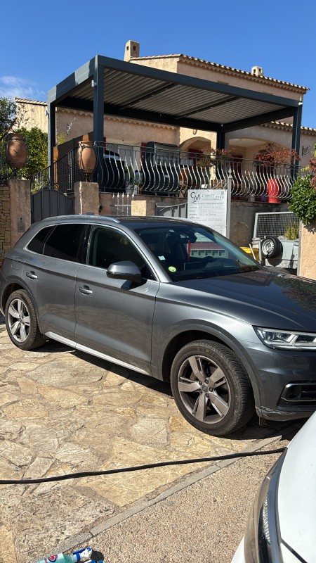 Nettoyage complet intérieur et extérieur en profondeur pour Audi Q5 à La Ciotat et alentours