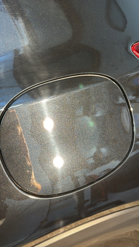 Préparation à la vente Kia XCeed avec polissage one step et cire de protection