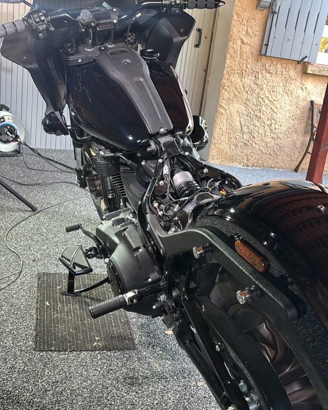 Traitement céramique Harley-Davidson Low Rider ST – Protection CSL + Exo V5 hautes performances
