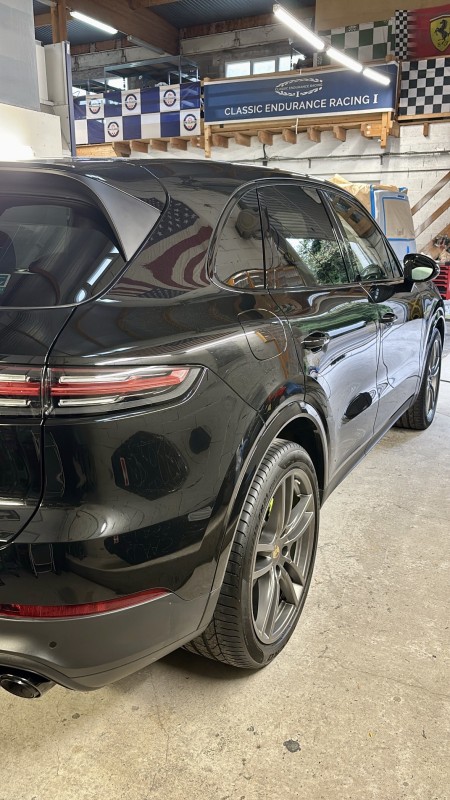 Protection Céramique Premium Gtechniq pour Porsche Cayenne : CSU + Exo V5 & G5 Vitrages