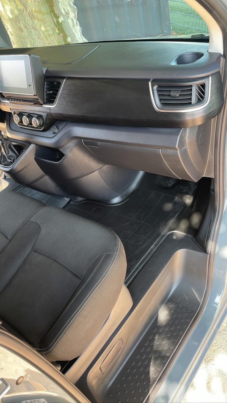 Nettoyage intérieur Renault Trafic – Shampoing des sièges et remise au propre complète