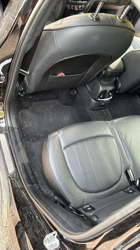 Nettoyage intérieur Mini avec soin cuir La Ciotat