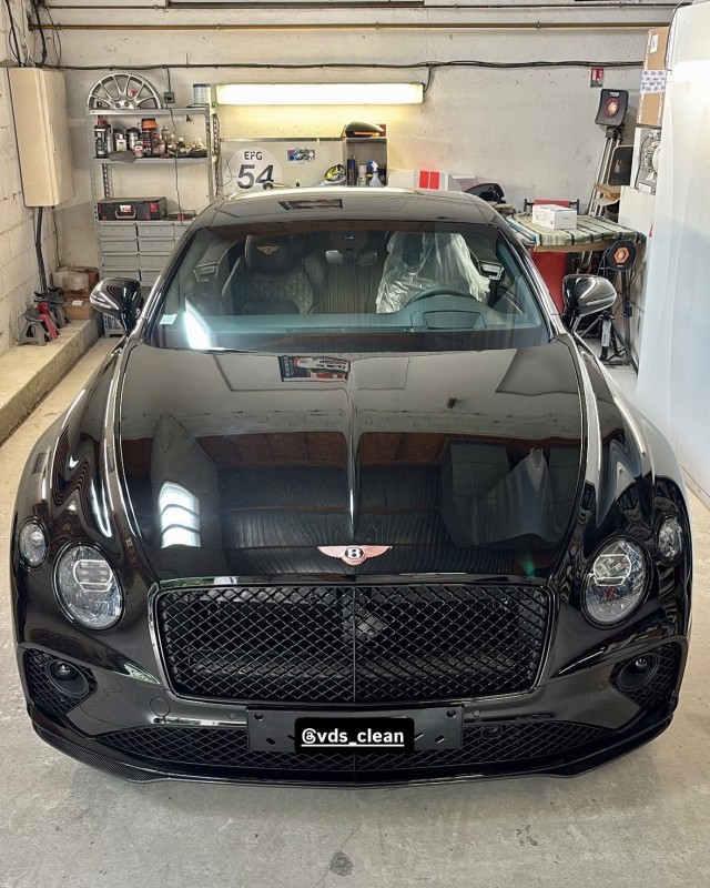 Traitement céramique CSL + Exo V5 sur Bentley Continental GT Panglossian – Brillance et protection extrême