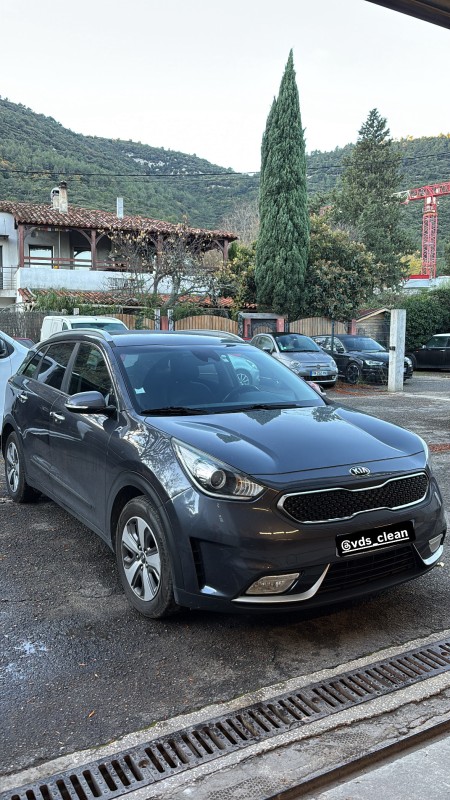 Traitement céramique Gtechniq CSU sur Kia Niro : protection longue durée et brillance premium à La Ciotat
